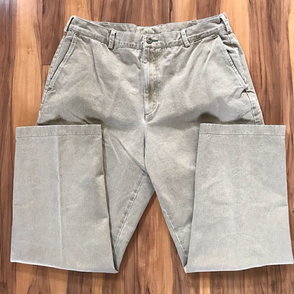 Tommy Hilfiger Mens Khakis 